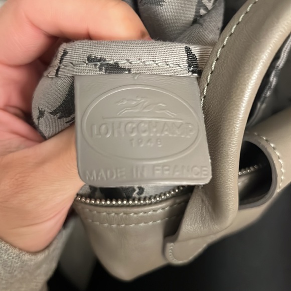 ⭐️Longchamp Crossbody Tote All Leather Le Pliage Cuir Classic Gray with Strap - Picture 6 of 8